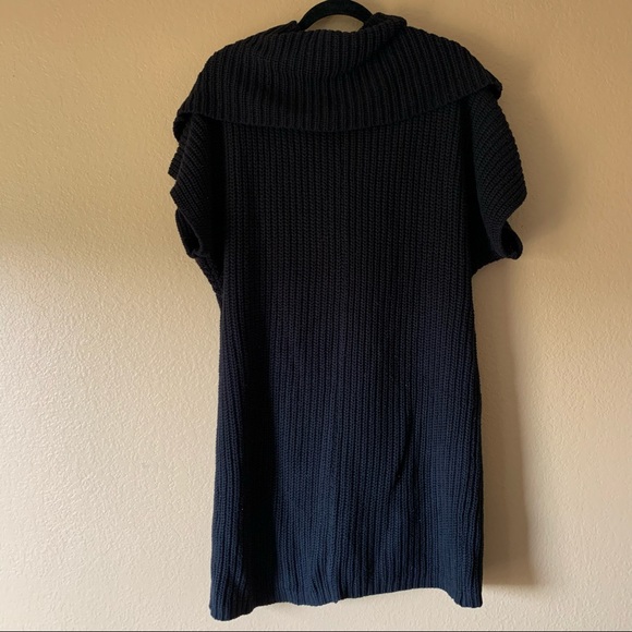 BCBGeneration Oversized Off The Shoulder Black Sweater Dress. XS/S - Picture 5 of 7
